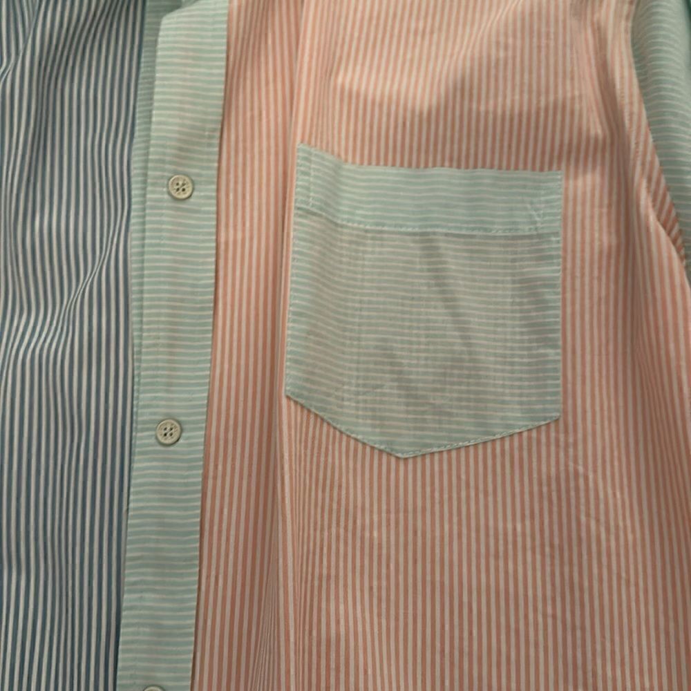 Solid And Striped Newbutton Down Large - image 4